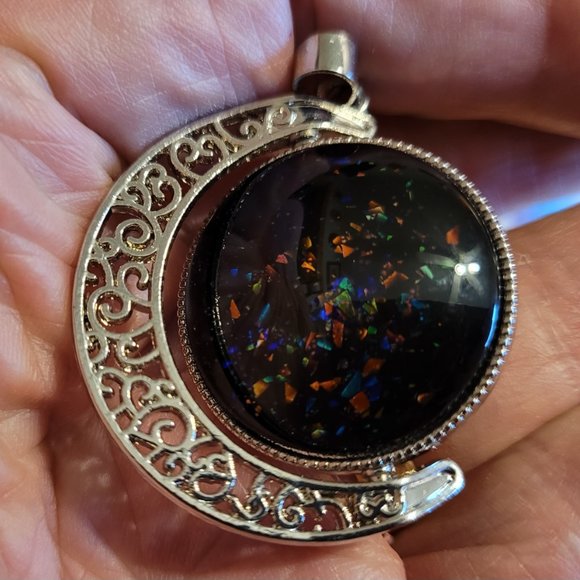 Necklace Pendant - Picture 13 of 17